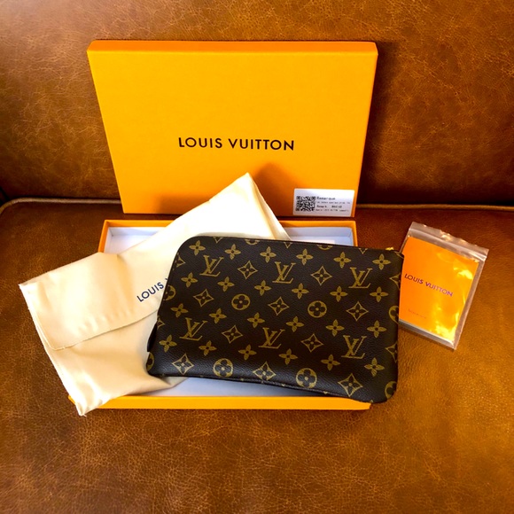 Louis Vuitton Handbags - Authentic new in box Louis Vuitton clutch/pouch